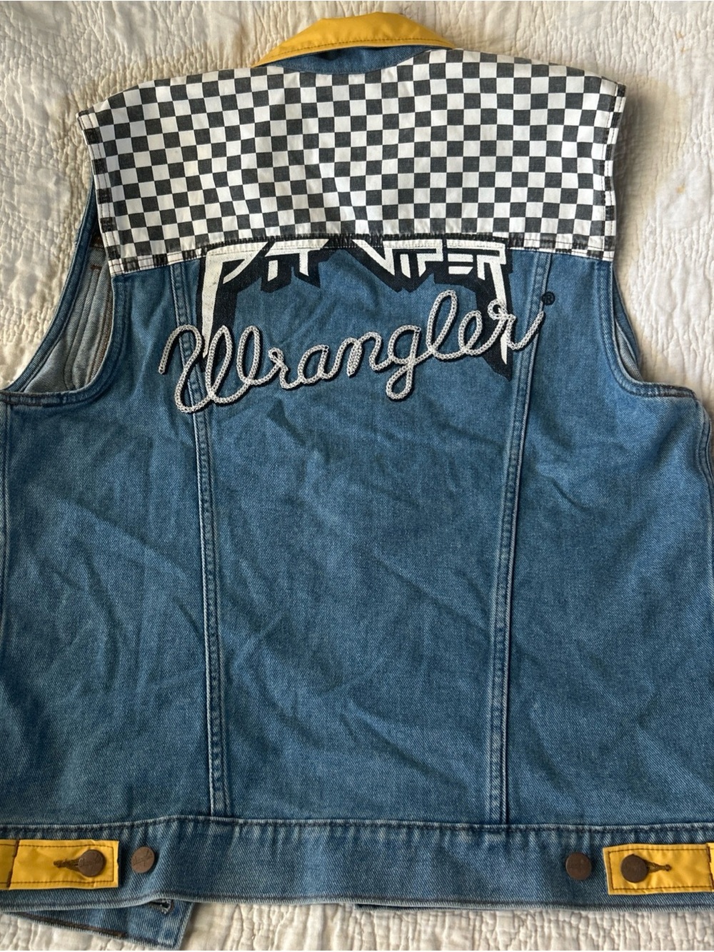 Wrangler Denim Vest Pit Viper with Checkerboard Yoke Large